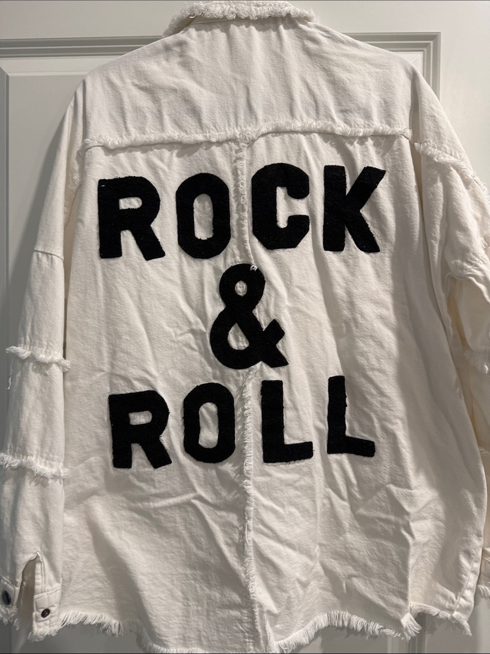 Elan Rock & Roll Women's White Distressed Button-Front Jacket sz m